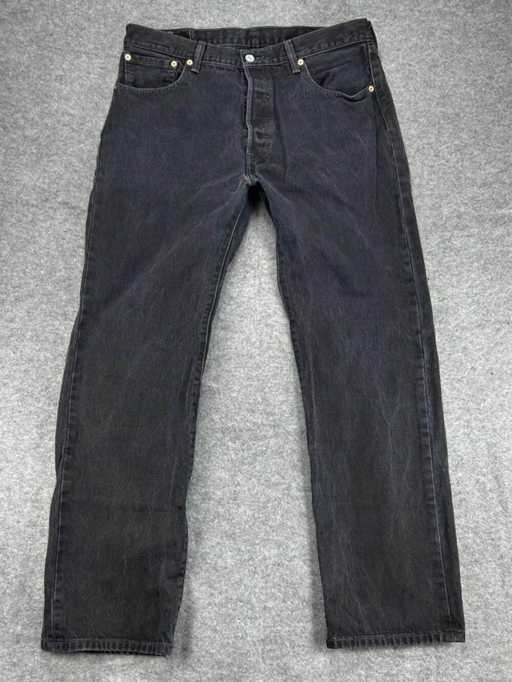 Vintage Levi's 501 Straight Jeans Mens 34x31 Black Denim‎ Tag-36x32